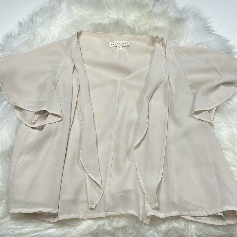 Blush Noir Pale Pink Short Sleeve Size Medium